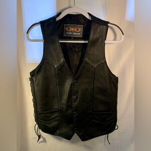 Unik Black Leather Biker Snap-Front Vest Size Small Unisex Flaws/pin holes